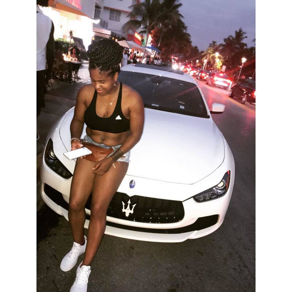 Meet your Posher, Kara